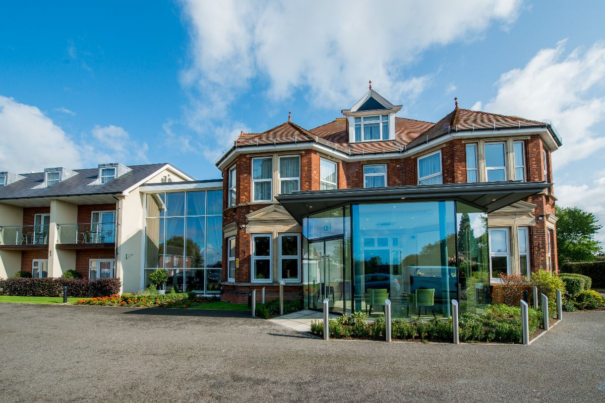 Wedding Venue in Middlesex, The Stanwell Hotel UKbride