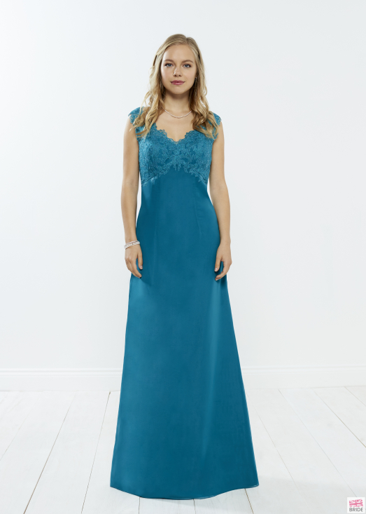 2018_pure_bridesmaids_pb6172-001.jpg