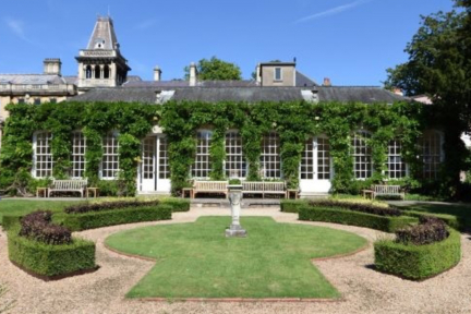 Clifton Hill House