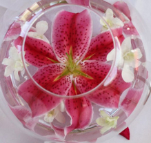 Tablecentre-floating-lily-orchid.jpg