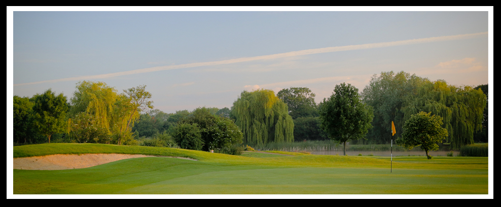 Wedding Venue In Horton Park Golf And Country Club Ukbride