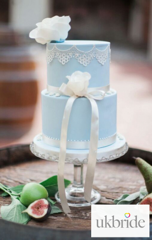 Blue and Lace Wedding Cake V2.jpg