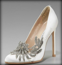 bellas_wedding_shoes,_bridal_fashion_2012,twilight_fashion[1].jpg