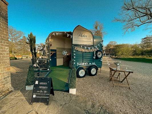 Horsebox Photobooth  - Photo booth - Worthing - West Sussex