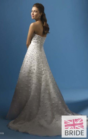 FALL 2010_BRIDAL_2115_Back.jpg