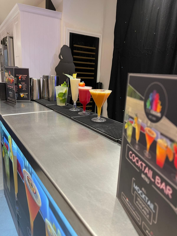 Mixed Colours Cocktail Bars - Mobile Bars - Birmingham - West Midlands