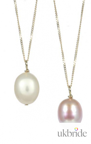 Pearl-necklaces-&-Earrings.jpg