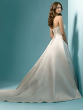 7ec2404b-b333-400a-bbaa-c8777335718e.enlargedbackdetail.jpg