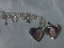 bouquet locket x.png