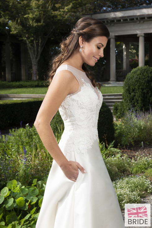 Nola-Modern-Trousseau-Bridal-Front.jpg