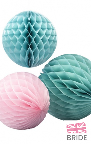 BLUSHPINKMINTGREENPAPERHONEYCOMBPOMPOMS-SETOF37.50TheWeddingofmyDreams(3).jpg