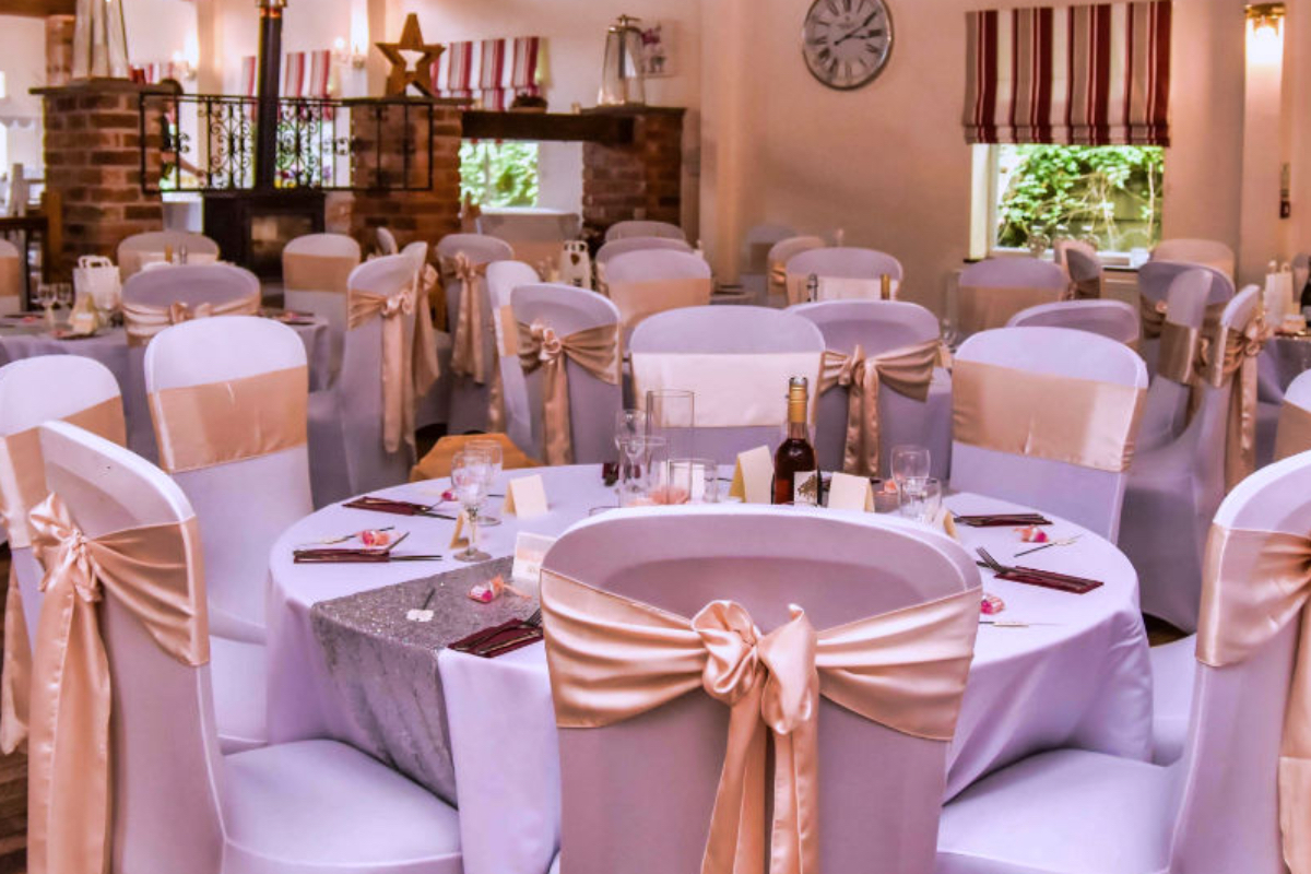 Wedding Venue in Alfreton, The Hilcote Country Club UKbride