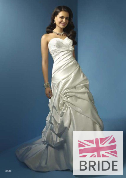 FALL 2010_BRIDAL_2138_Front.jpg