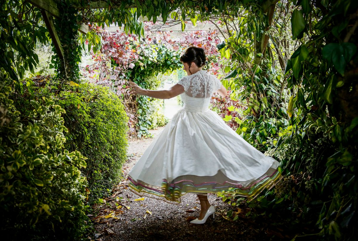 Susie Grist Couture - Wedding Dress / Fashion - Abingdon - Oxfordshire