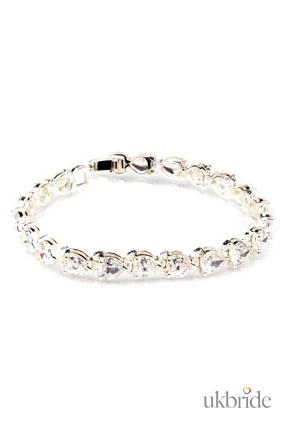 Austrian-Crystal-Teardrop-Bracelet-£26.99-www.crystalbridalaccessories.co.uk.JPG