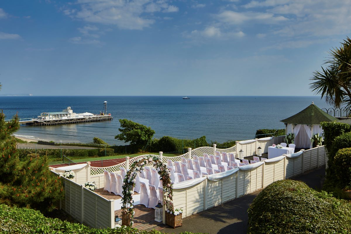 Wedding Venue In Bournemouth The Bournemouth Highcliff Marriott