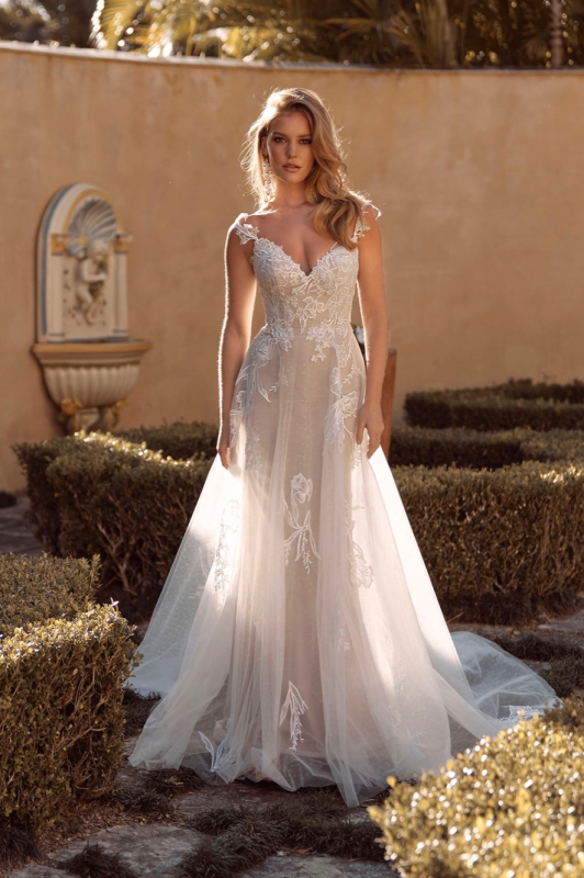 Queen Bee Bridal Ltd - Wedding Dress / Fashion - Reading - Oxfordshire