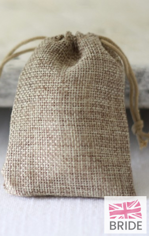 HESSIANWEDDINGFAVOURBAGS0.65TheWeddingofmyDreams(3).jpg