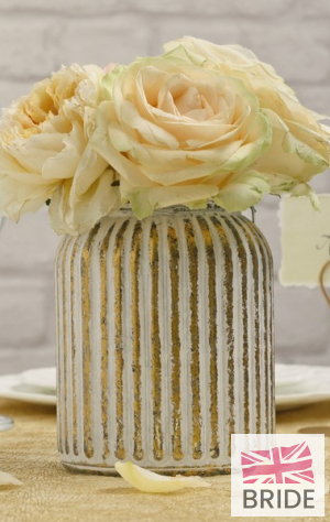 ELEGANTWHITEANDGOLDSTRIPEDCENTREPIECEVASE11TheWeddingofmyDreams(1).jpg