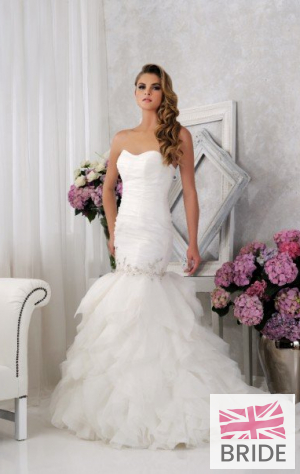 Veromia_weddingdress_VR61369-1.jpg