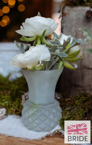 FROSTEDWHITEGLASSBUDVASE3.50TheWeddingofmyDreams(1).jpg