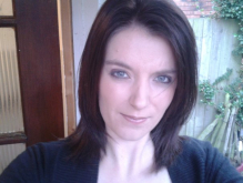 make up artist in daylight 