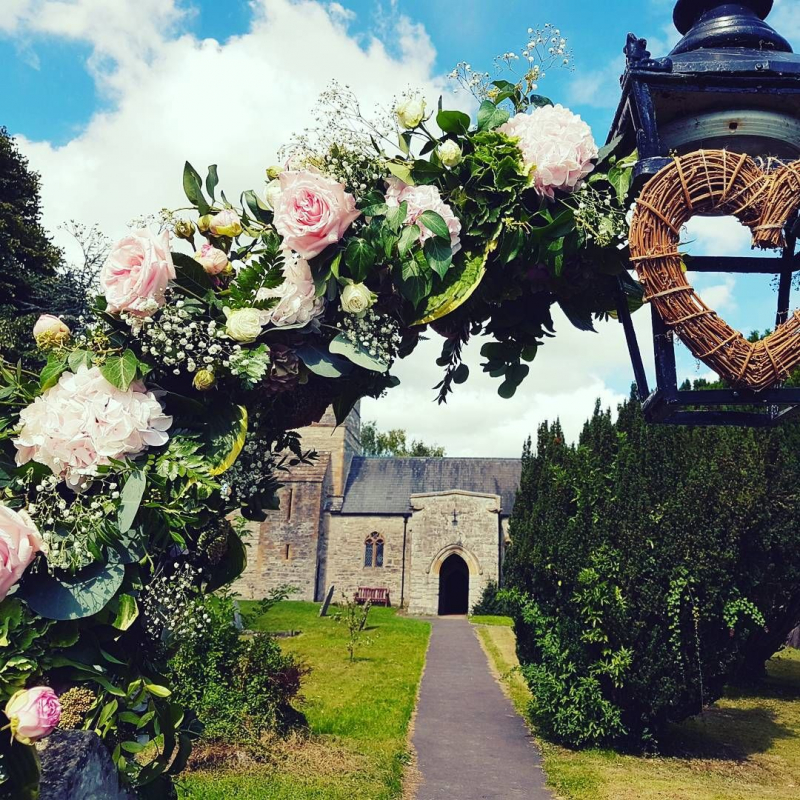 Nina Jane Floral Artist - Florists - Glastonbury - Somerset