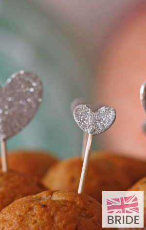 SILVERGLITTERHEARTCAKETOPPERS5perpackof12TheWeddingofmyDreams(2).jpg