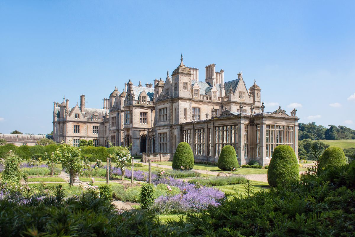 Wedding Venue In Grantham Stoke Rochford Hall Ukbride
