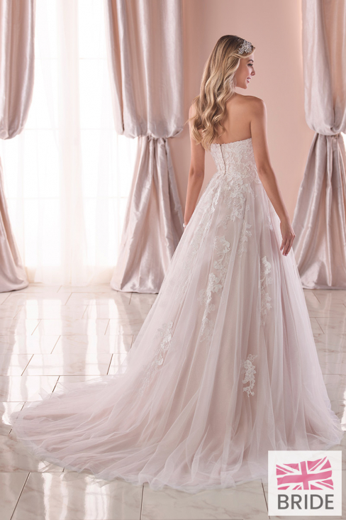 6745B-Stella-York.jpg