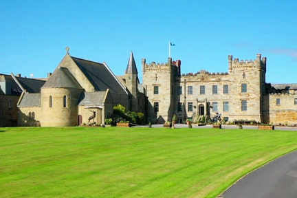 Sneaton Castle Centre