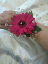 Swarovski wrist corsage (Gerbera)