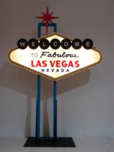 illuminated_las_vegas_sign.jpg