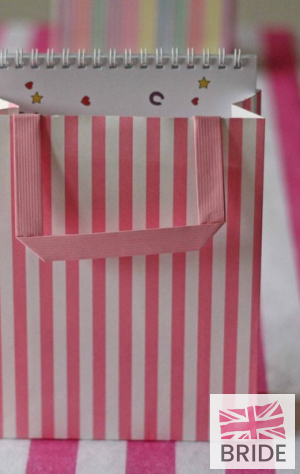 PINKANDWHITESTRIPEGIFTBAGSFORCHILDRENSWEDDINGACTIVITIESPACKOF84TheWeddingofmyDreams(1).jpg