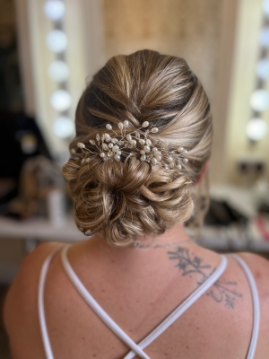 Claire Guy Bridal Hair and Makeup - Hair & Beauty - Swindon - Wiltshire