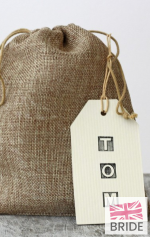 HESSIANDRAWSTRINGBAG1.50TheWeddingofmyDreams(4).jpg