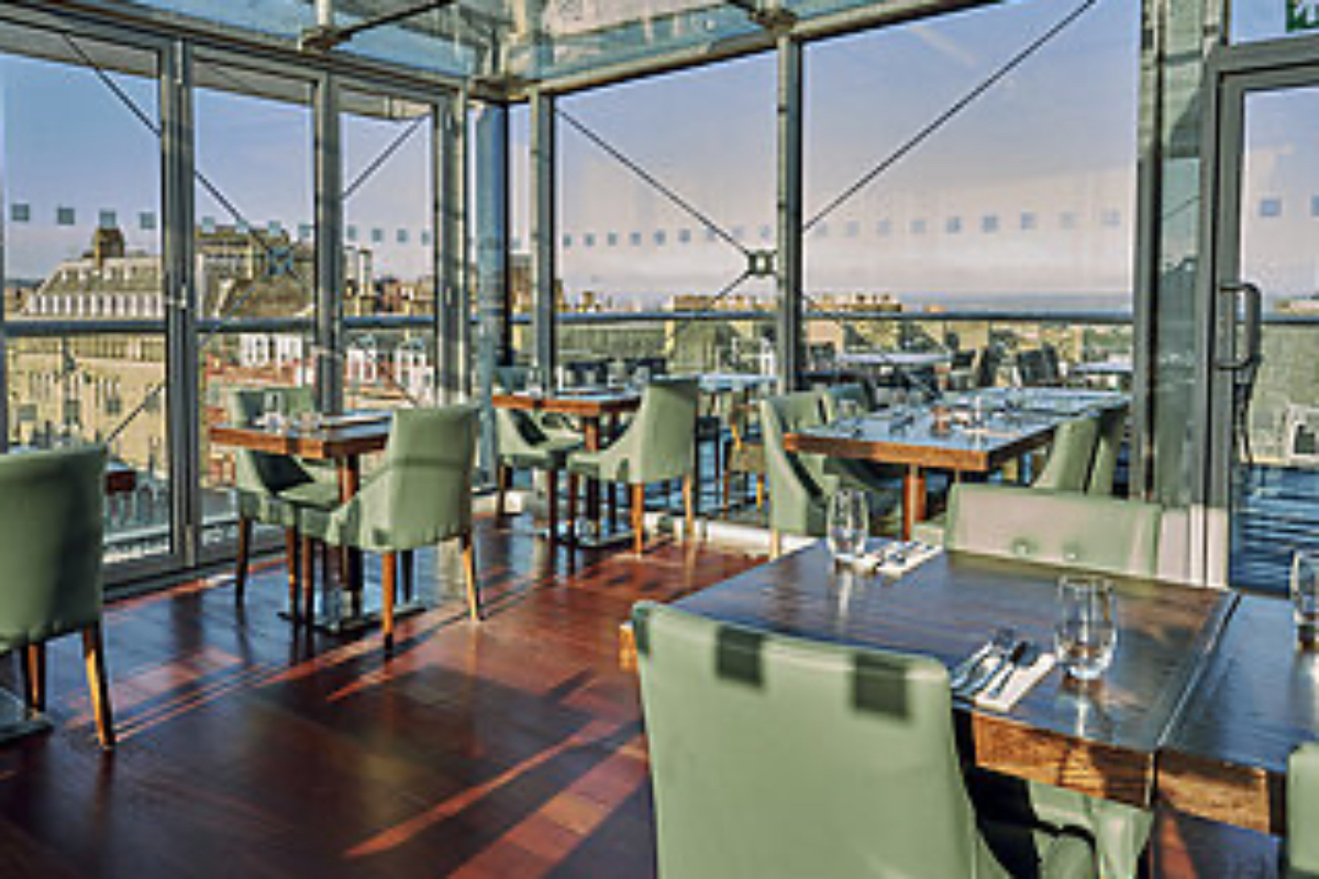 Wedding Venue in Edinburgh, Chaophraya Thai Restaurant, Edinburgh UKbride