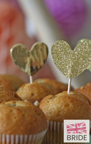 GOLDGLITTERHEARTCAKETOPPERS5perpackof12TheWeddingofmyDreams(2).jpg