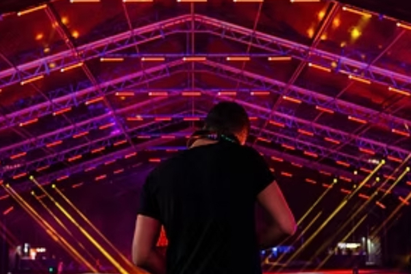 Check Twelve DJ & Lighting Company  - Entertainment - Ipswich - Suffolk