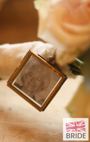 TINYPHOTOFRAMEFORWEDDINGBOUQUET3.50TheWeddingofmyDreams(1).jpg
