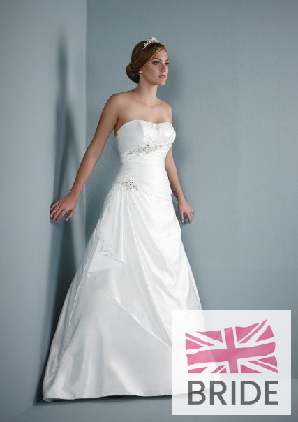 bermuda-pure-2014-weddingdress.jpg