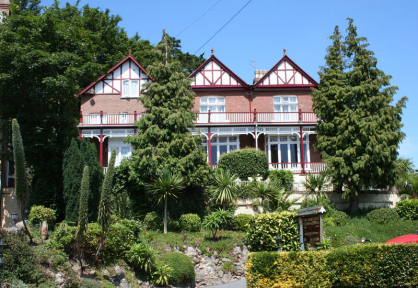 Robin Hill International Hotel