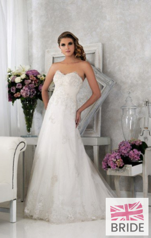 Veromia_weddingdress_VR61364-1.jpg