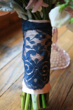 navy lace bouquet.JPG