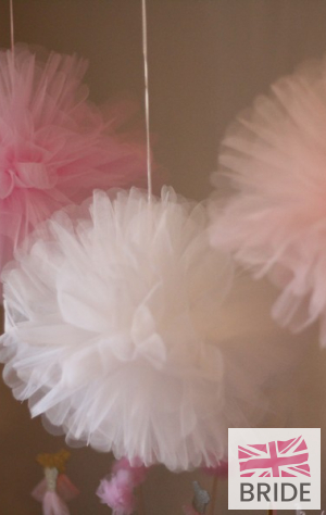 10INCHPINKANDWHITETULLEPOMPOMSX38TheWeddingofmyDreams(3).jpg