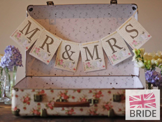 PRETTYFLORALMRMRSBUNTING4TheWeddingofmyDreams(6).jpg
