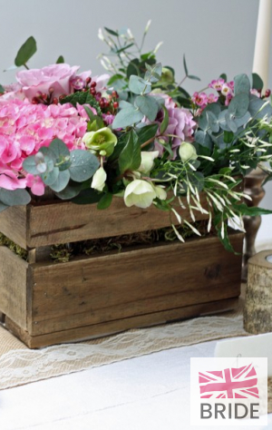 woodencrateboxcentrepiece2.jpg