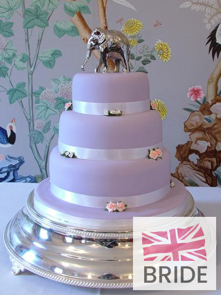 Silver-&-lilac-elephant-cake-300ppi.jpg