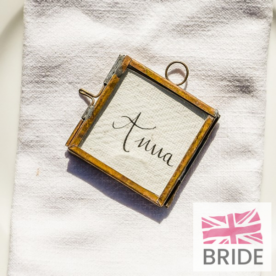 TINYBRASSPHOTOFRAMEPLACECARD4.50TheWeddingofmyDreams.jpg