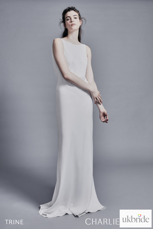 2020-Charlie-Brear-Wedding-Dress-Trine-3000.25.jpg